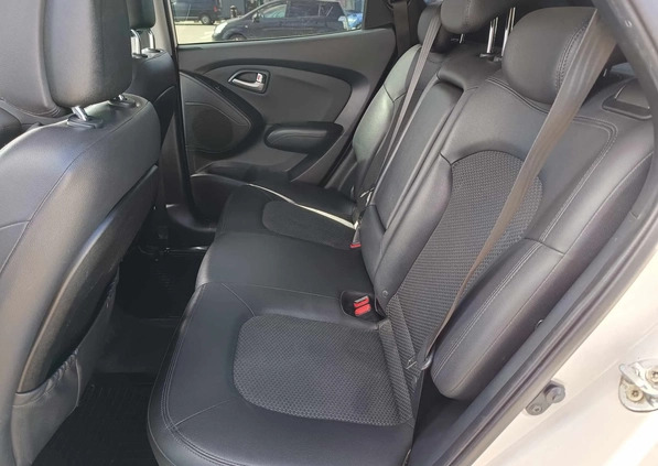 Hyundai ix35 cena 38900 przebieg: 183500, rok produkcji 2012 z Gdańsk małe 326